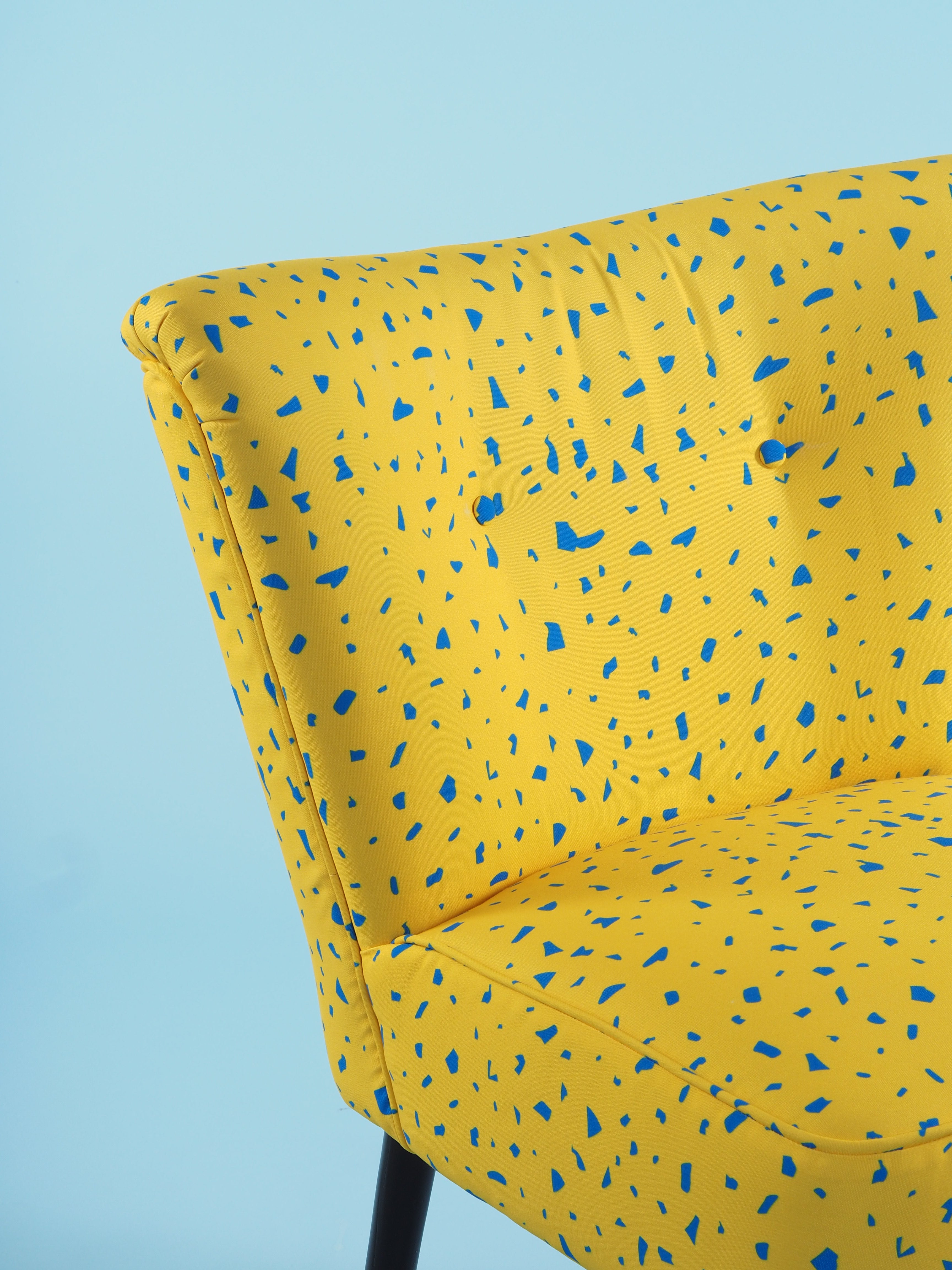 Yellow bg Cocktail Chair